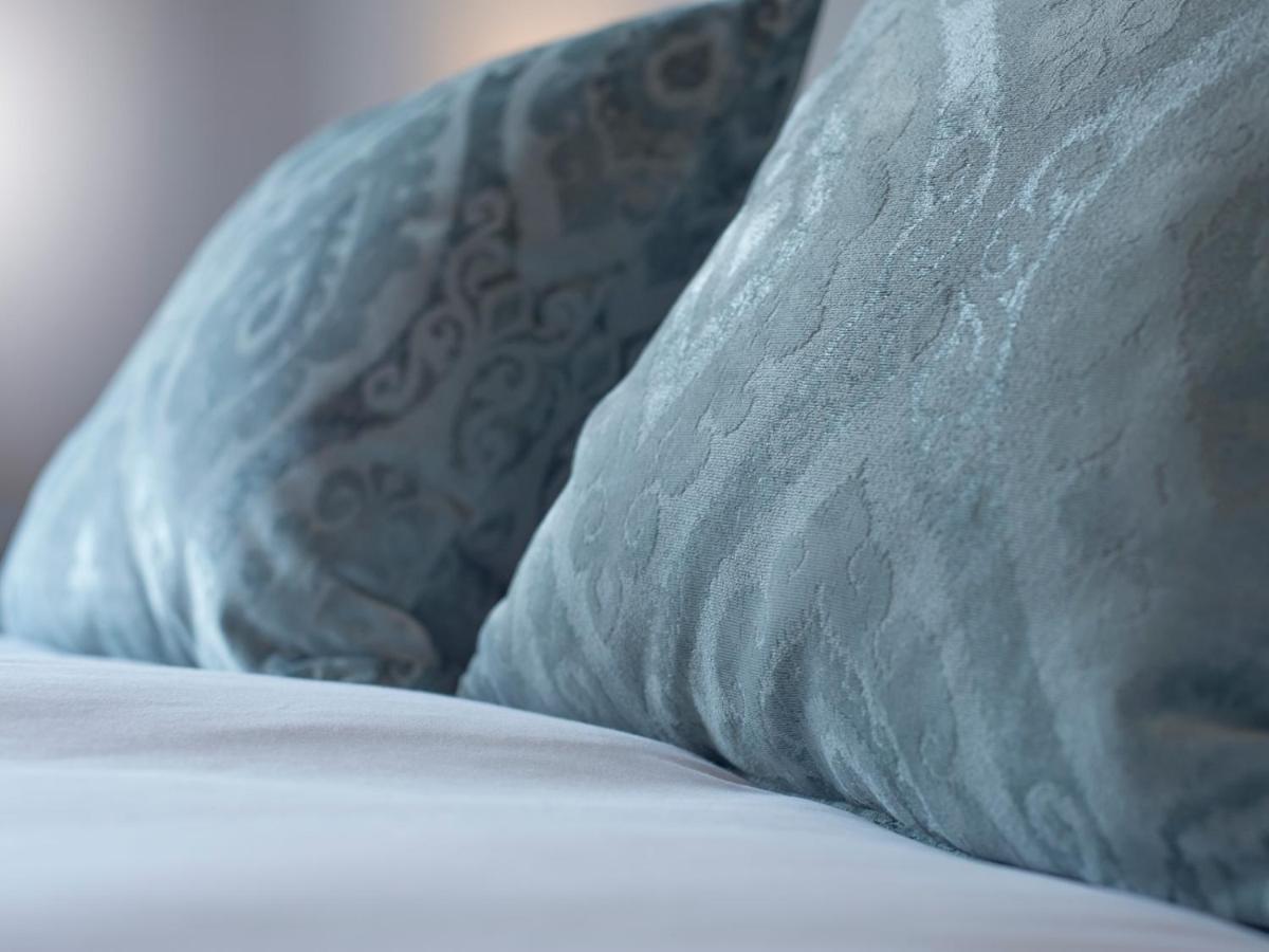 Pass The Keys New Stylish & Elegant 2 Bed Apartment In The City! Cardiff Zewnętrze zdjęcie